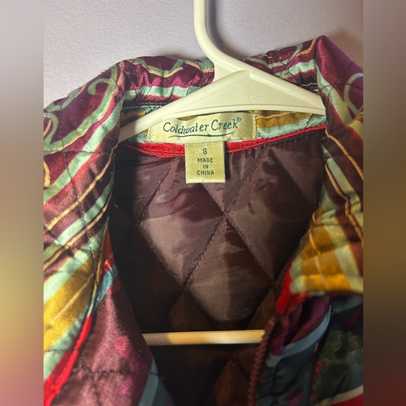 Coldwater Creek Women’s Small Quilted Vest Vivid Pattern Zip Front - Picture 4 of 4